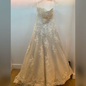 Pronovias San Patrick Bridal Gown